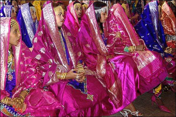 Harar Cultural females wearing the cultural clothes